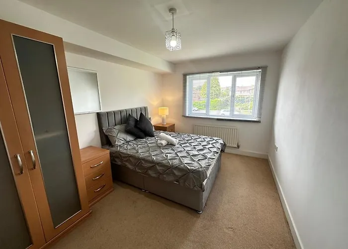 Cozy & Charming Apartment In Mcr